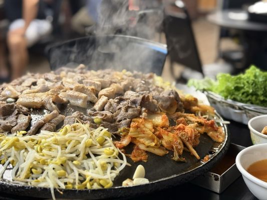 Tong Sam Gyup Goo Yi by null