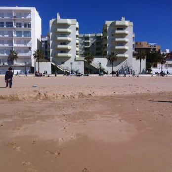 Playa de la Costilla - Play area for kids - Beaches Near Me