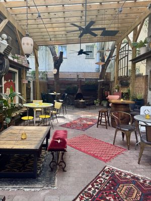 Sonny's Cocktail Joint by null