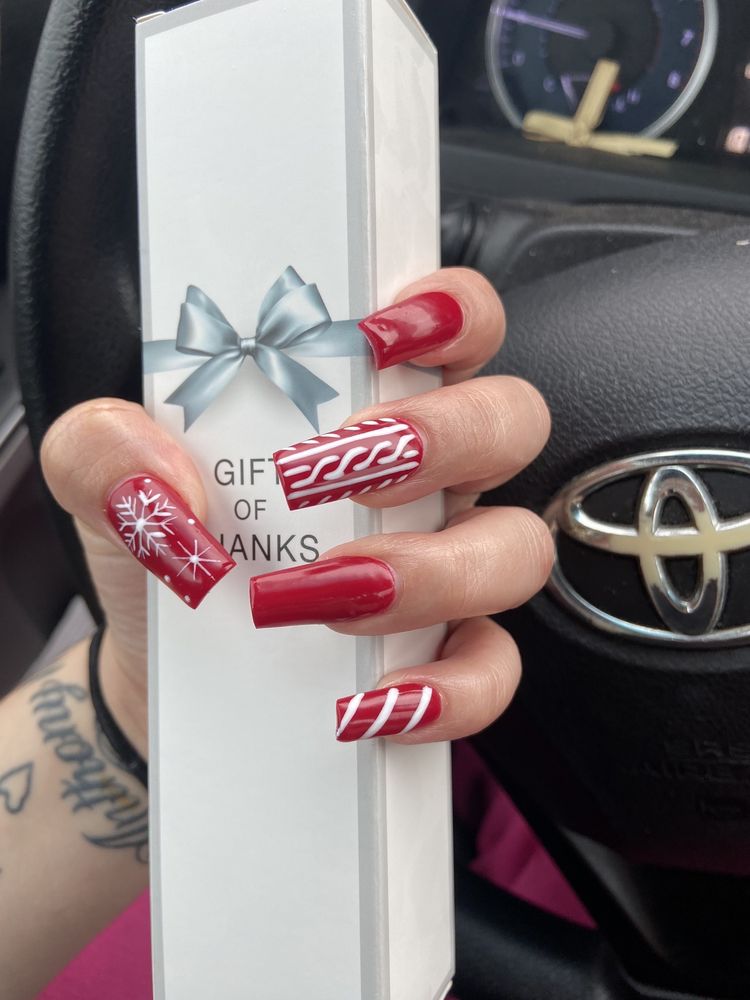 ART NAILS Updated August 2024 20 Photos & 25 Reviews 2814 Motley