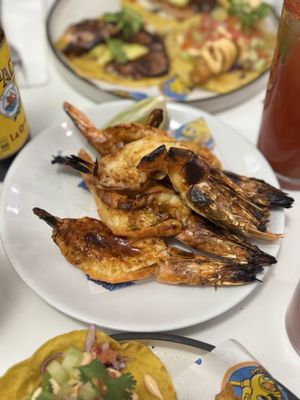 Mariscos El Submarino by null