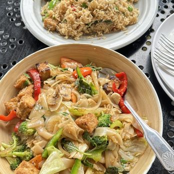 Siam Station - Thai Near Me - Irvine, California Siam Station - Thai Near Me - Irvine, California