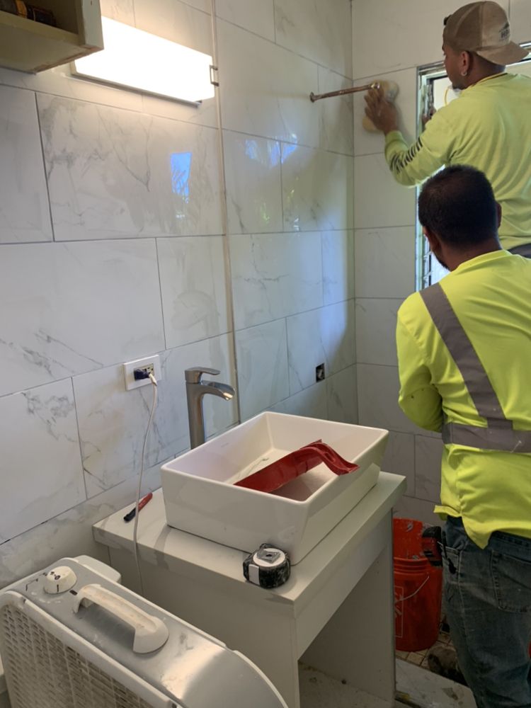 Slide of Triple L Contractor