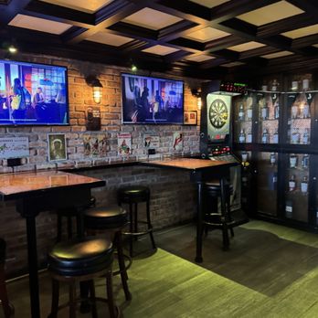 McSorley's Beach Pub - Bars Near Me - Fort Lauderdale, Florida