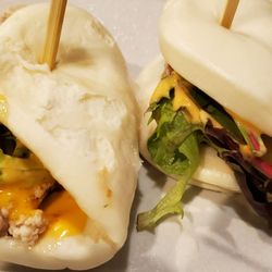 Blue Kujira - Karaage Chicken Buns.