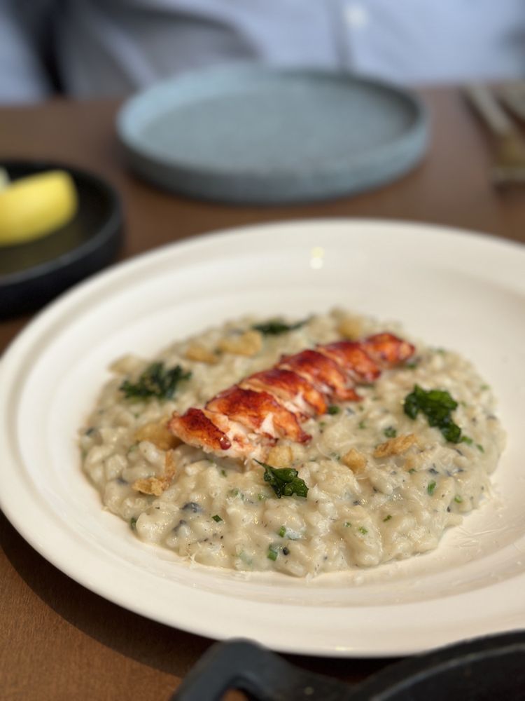 GORDON RAMSAY HELL’S KITCHEN 652 Wharf St SW, Washington Dc, District