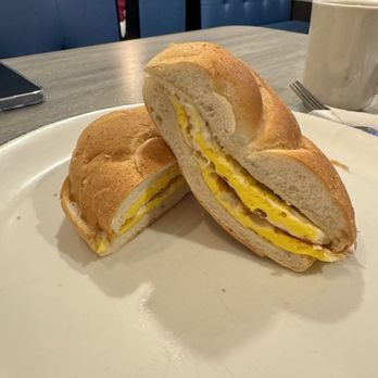 Tri-Valley - Egg On Roll - American Near Me - Dumont, New Jersey Tri-Valley - Egg On Roll - American Near Me - Dumont, New Jersey
