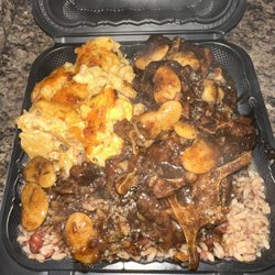 Sundayz With Shev - Slow cooked oxtail with rice and peas and mac & cheese