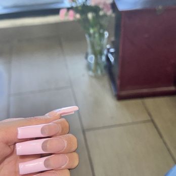Le V Nails  - Nails - Nail Salons Near Me - Duarte, California