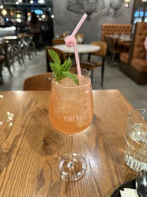 SENSE OF THAI , One Loudoun by null