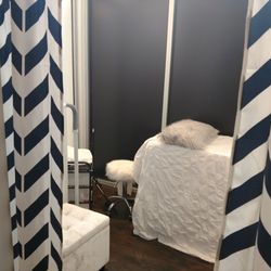 Beauty Bar & Salon