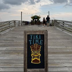 Ocean Grill and Tiki Bar - Tiki time