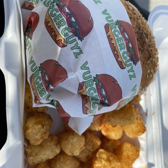 Vurger Guyz - Sunrise Vurger with Tater Tots - Food Trucks Near Me - Los Angeles, California