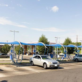 Splash In - Get a car wash at the Splash In located at 7509 Old Branch Ave, Clinton, MD. Don't forget to grab some food inside at our café! - Car Wash Near Me - Clinton, Maryland