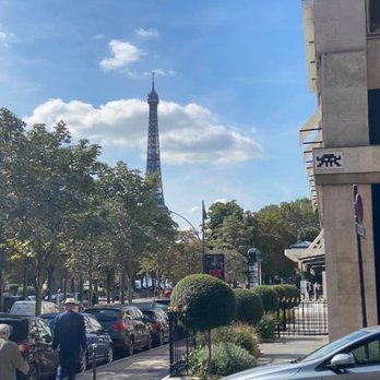 Eiffel Tower Terrace - Vacation Rentals Near Me - Paris, 75