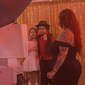 Perfect Take Photo Booth - Cater to everyone - Photo Booth Rentals Near Me Perfect Take Photo Booth - Cater to everyone - Photo Booth Rentals Near Me
