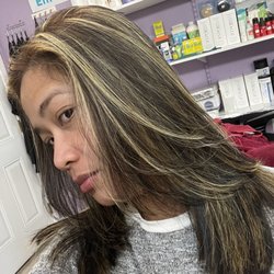 Crystal's Salon - Highlights