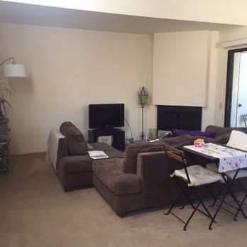 Oakbrook Apartments - 1 bedroom - living room - Apartments Near Me - Modesto, California Oakbrook Apartments - 1 bedroom - living room - Apartments Near Me - Modesto, California