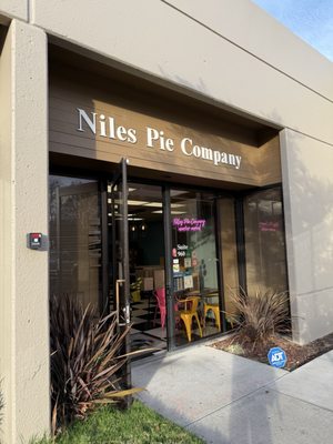 Niles Pie Company by null