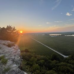 Salt Lick Trail