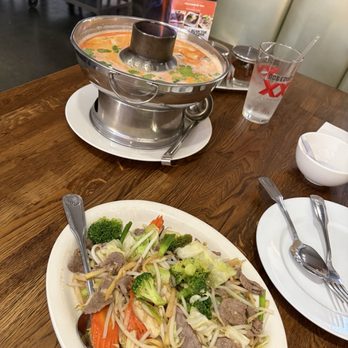 Hollywood Thai - Thai Near Me - Los Angeles, California