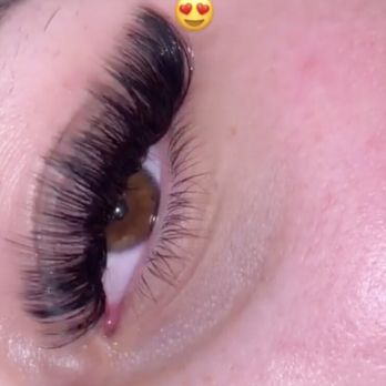 Lashes By Tiana - Volume set - Eyelash Service Near Me