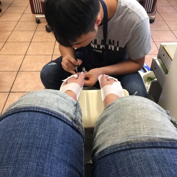 Dolphin Spa - Nail Salons Near Me - Brooklyn, New York