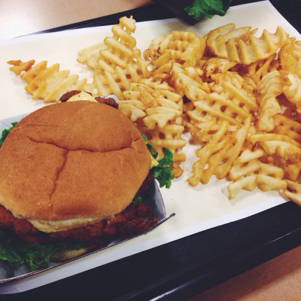 Chick-fil-A - Chicken sandwich and fries - Fast Food Near Me - Irvine, California