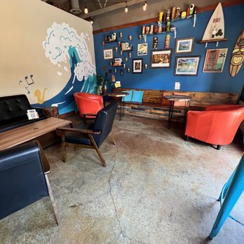 Beachcrest - Tiki lounge - Beer Bar Near Me - Gleneden Beach, Oregon