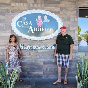 La Casa de los Abuelos - Outside. Very clean and sanitary - Comfort Food Near Me - Cancún, ROO La Casa de los Abuelos - Outside. Very clean and sanitary - Comfort Food Near Me - Cancún, ROO