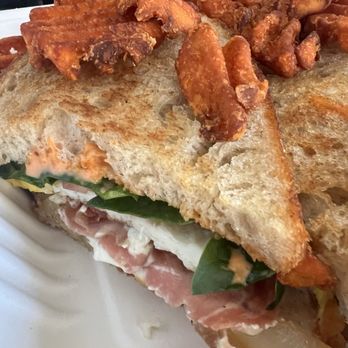 Crow's Nest - Davidstown Freighter Sandwich - Breakfast & Brunch Near Me - Kalamazoo, Michigan