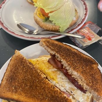 Morrison's Restaurant - The sandwiches were ok . Nothing special to talk about. - Diners Near Me - Kingston, Ontario Morrison's Restaurant - The sandwiches were ok . Nothing special to talk about. - Diners Near Me - Kingston, Ontario