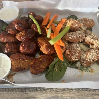 Papas and Wings - Boneless Wings Bbq and Parmesan - Chicken Wings Near Me - Galt, California Papas and Wings - Boneless Wings Bbq and Parmesan - Chicken Wings Near Me - Galt, California