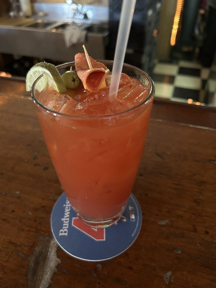 TIME OUT BAR AND GRILL Updated September 2024 115 N Third St