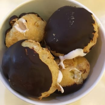 Beard Papa's - Eclair cream puffs - Bakeries Near Me - Los Angeles, California Beard Papa's - Eclair cream puffs - Bakeries Near Me - Los Angeles, California