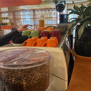 Evolve Chocolate + Cafe - Cafes Near Me - Bellingham, Washington