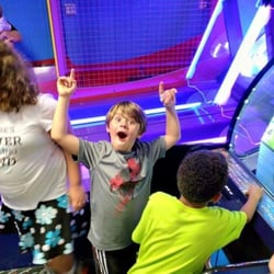 Hot Wheels Skate Center