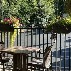 Caloroso Eatery & Bar
