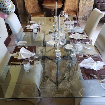 Houndstooth Restaurant - Private Dining Room Setting - American Near Me - Huntly, Virginia