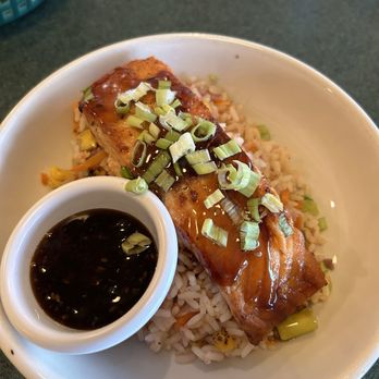 Metro Diner - Teriyaki Salmon Bowl - American Near Me - Matthews, North Carolina
