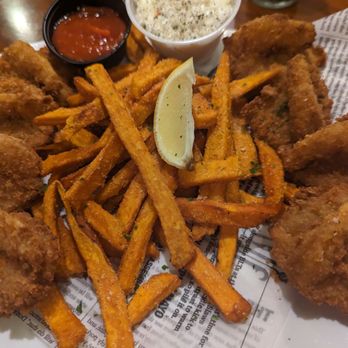 Green Marlin Restaurant And Bar - Fried Shrimp - Seafood Near Me - Vero Beach, Florida Green Marlin Restaurant And Bar - Fried Shrimp - Seafood Near Me - Vero Beach, Florida