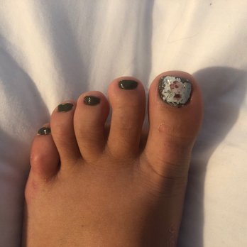 Nails Plus - Boho flower design ! - Nail Salons Near Me - Twin Falls, Idaho
