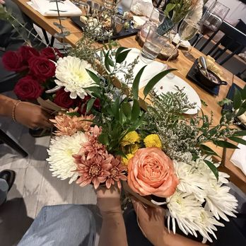 Cork & Stem - Flowers 10$ during happy hr - Florists Near Me - San Diego, California Cork & Stem - Flowers 10$ during happy hr - Florists Near Me - San Diego, California