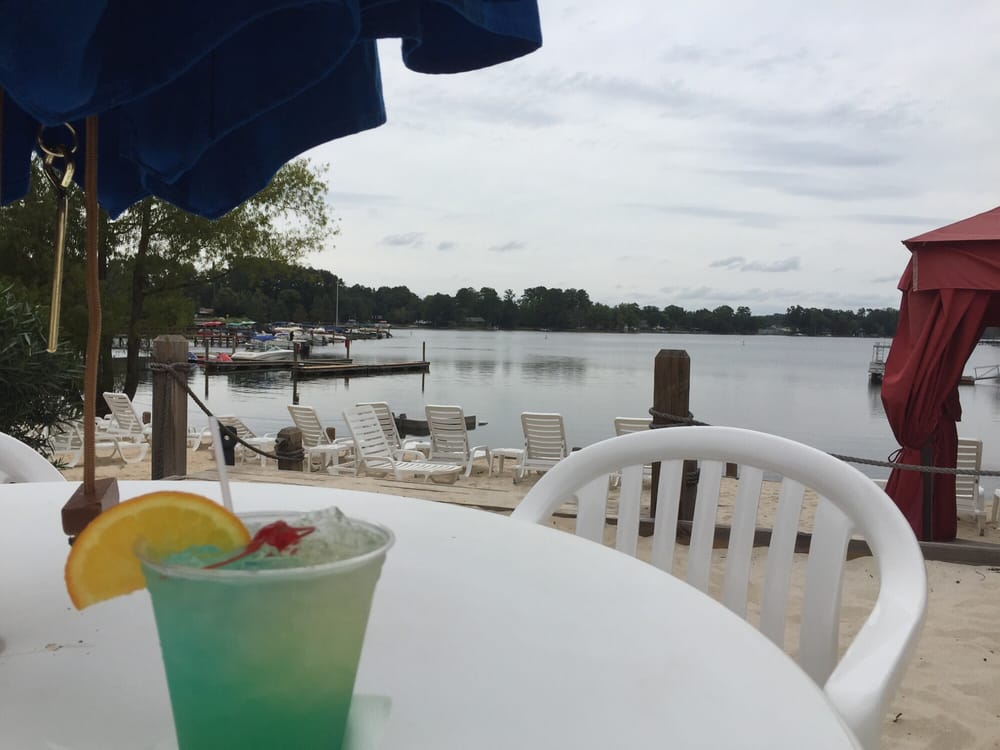 LAKE MURRAY RESORT Updated October 2024 101 Sandalwood Rd