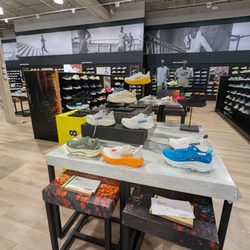 DICK'S Sporting Goods