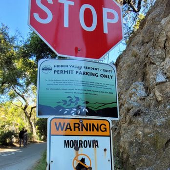 Monrovia Hillside Preserve - Residents don't like people parking on the street - Hiking Near Me - Monrovia, California Monrovia Hillside Preserve - Residents don't like people parking on the street - Hiking Near Me - Monrovia, California