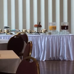 Pleasant Valley Golf Club - Dessert and juice station.