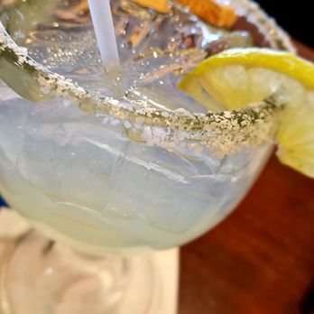 Las Cascadas - Jumbo Lunch Margarita!! - Mexican Near Me - Spring, Texas