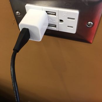 Dunkin' - Very nice - both AC & USB outlets for guests throughout the store. - Donuts Near Me - Reisterstown, Maryland