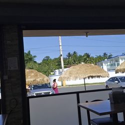 El Corozo Sports Bar & Restaurant